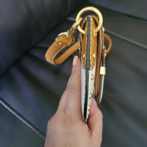 Michael Kors Uptown Astor Wristlet - Picture 13 of 14